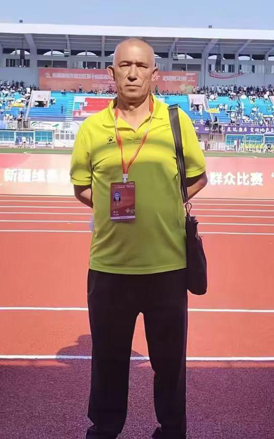 力去世！死因曝光是喀什第六中学传奇人物K8凯发·国际网站新疆知名足球教练阿迪
